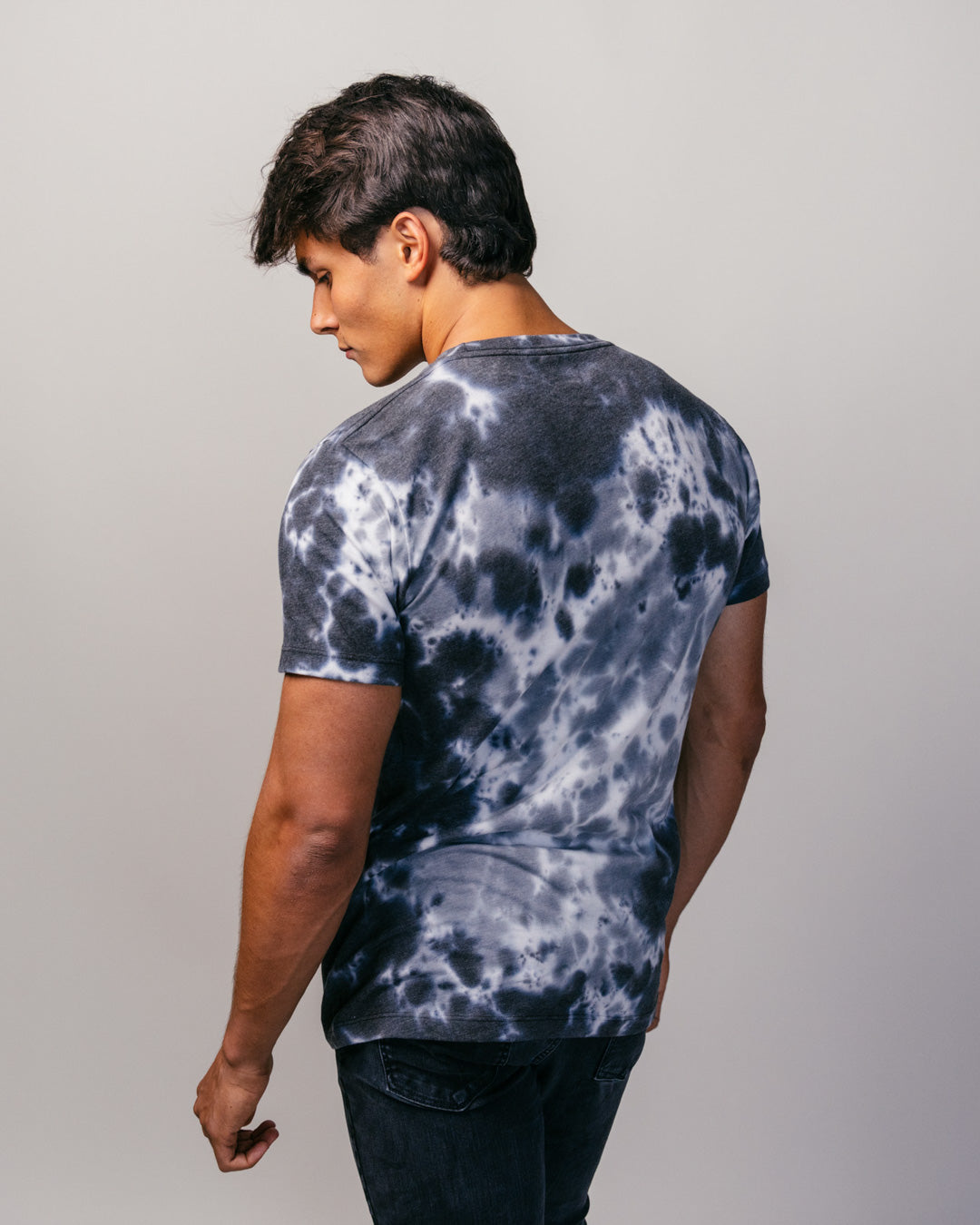 Blue and White Tie Dye Unisex Essential T-Shirt