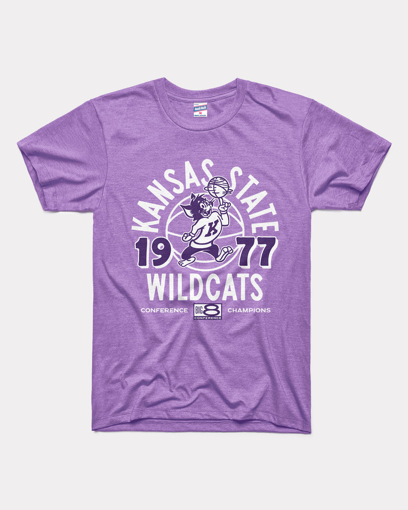 ワンチャンフェス　Tシャツ　紫　XL K-State Wildcats 1977 Big 8 Champs Lavender T-Shirt | CHARLIE HUSTLE